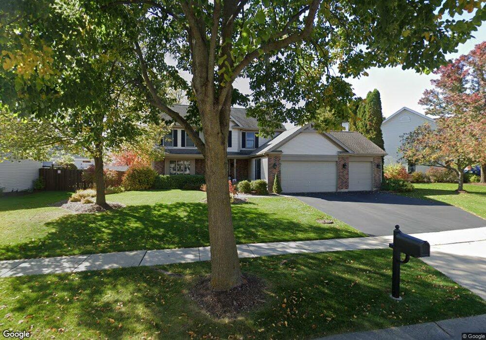 1871 Peach Tree Ln, Algonquin, IL 60102 - photo 1