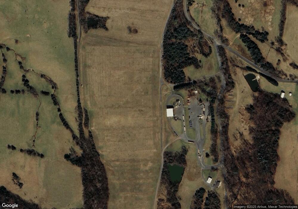 232 Shangri la Rd, Bentonville, VA 22610 - photo 1