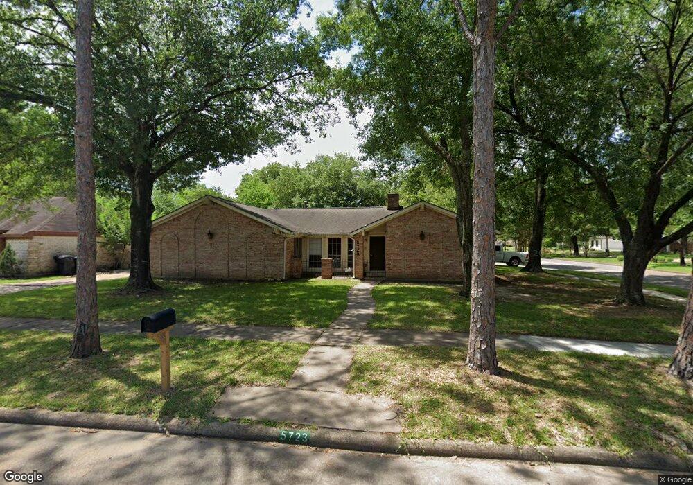 5723 Arncliffe Dr, Houston, TX 77088 - photo 1