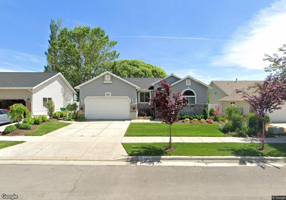 1469 W Silvercreek Dr unit 32, Layton, UT 84041 - photo 1