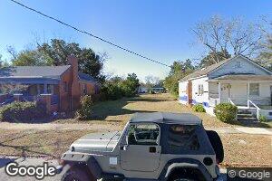 208 S 12th St, Wilmington, NC 28401