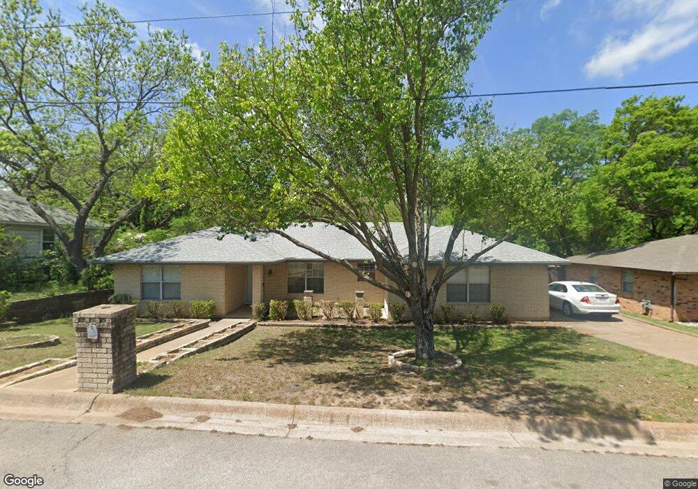 1510 S Elm St, Weatherford, TX 76086 - photo 1