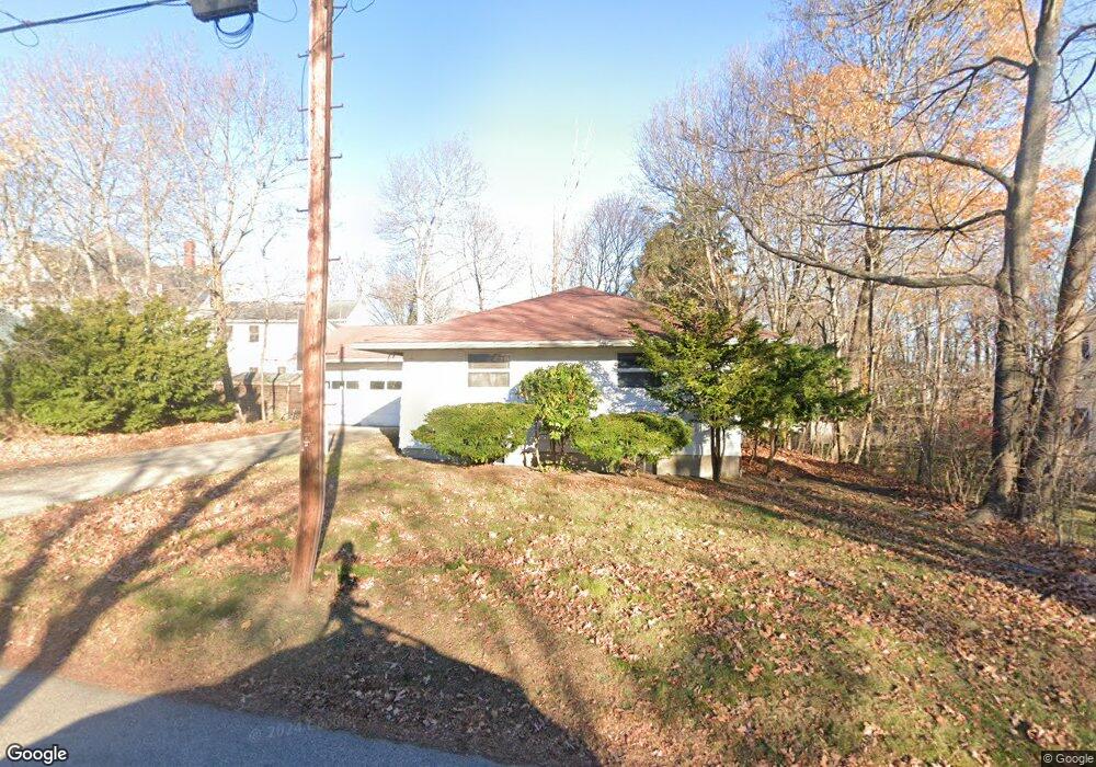 9 Brackett Ln, Portsmouth, NH 03801 - photo 1