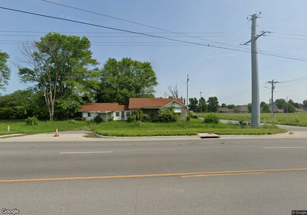 1209 W Mount Vernon St, Nixa, MO 65714 - photo 1