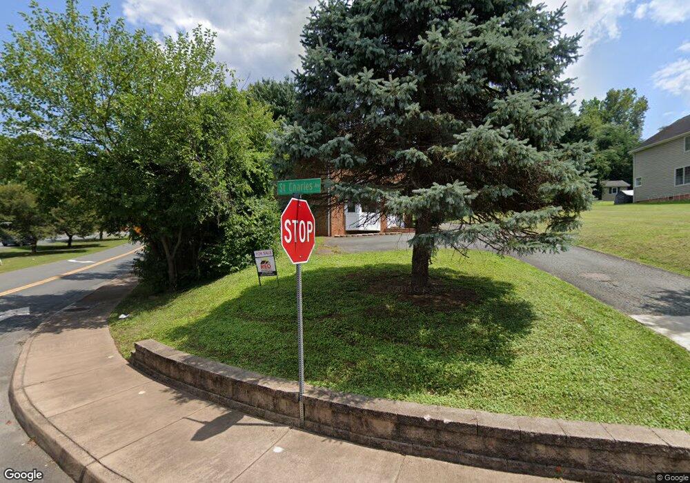 864 Saint Charles Ave unit A, Charlottesville, VA 22902 - photo 1