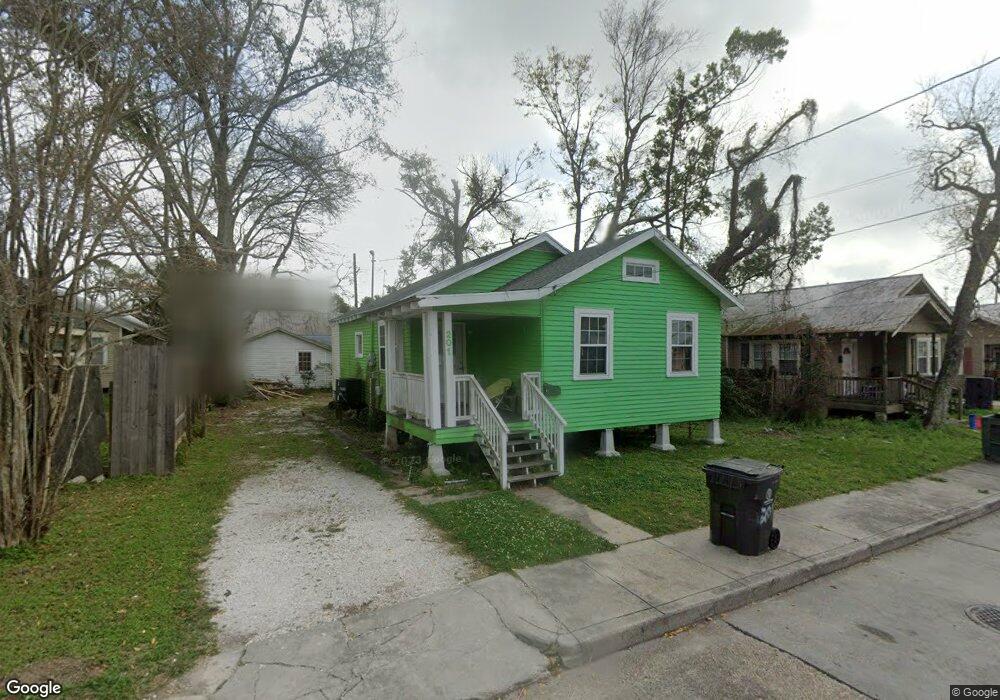 201 Columbus St, Houma, LA 70360 - photo 1