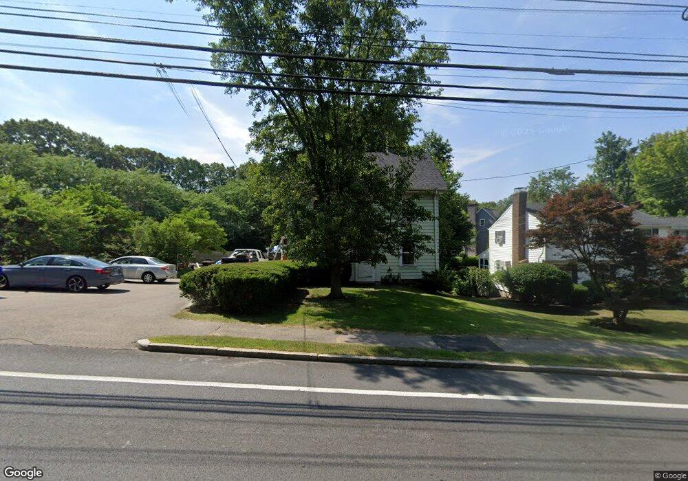 712 East St, Walpole, MA 02081 - photo 1