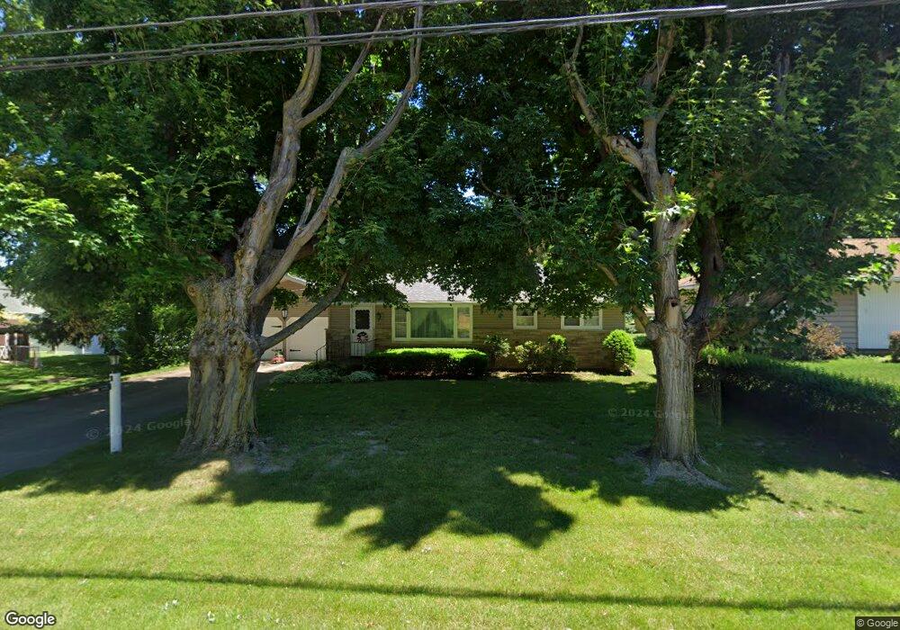 2917 Midland Dr, Erie, PA 16506 - photo 1