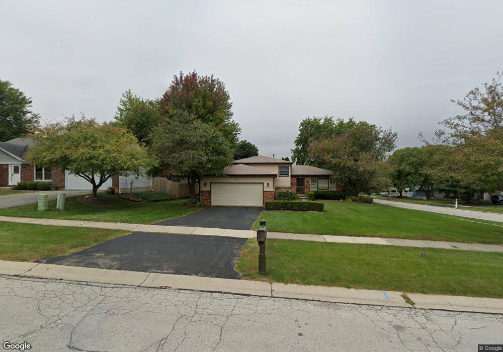 801 Manchester Ave, Batavia, IL 60510 - photo 1