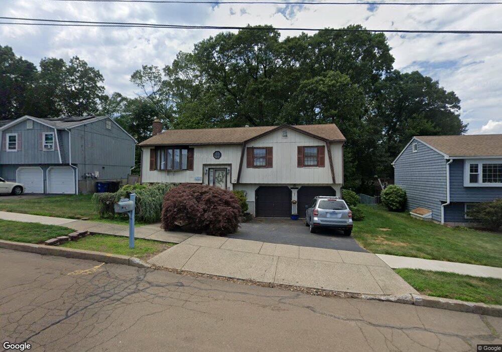 30 Sleepy Hollow Cir, East Haven, CT 06512 - photo 1