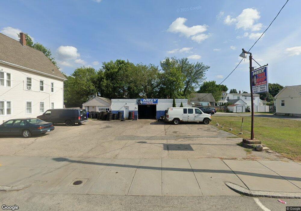 844 Mineral Spring Ave, Pawtucket, RI 02860 - photo 1