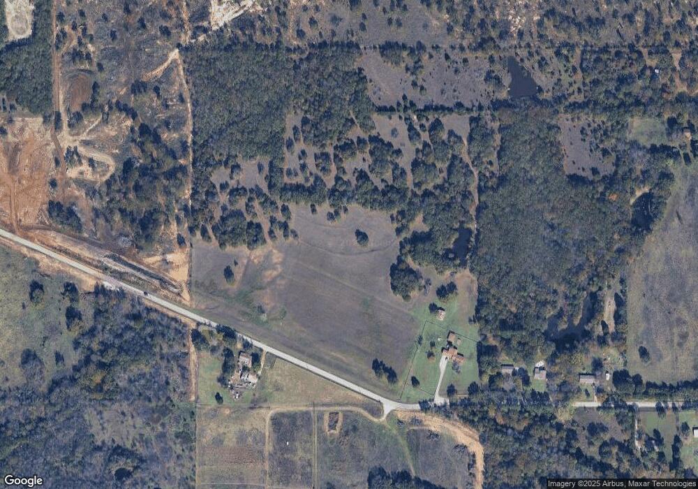 2827 3rd Ave NE, Ardmore, OK 73401 - photo 1