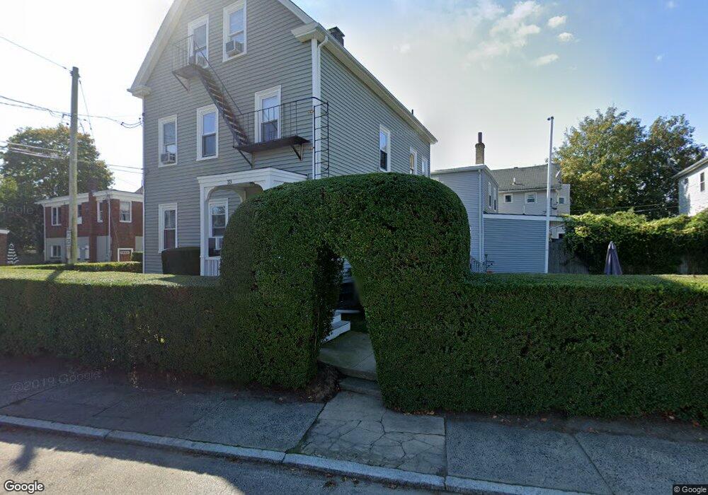 33 Middleton Ave, Newport, RI 02840 - photo 1