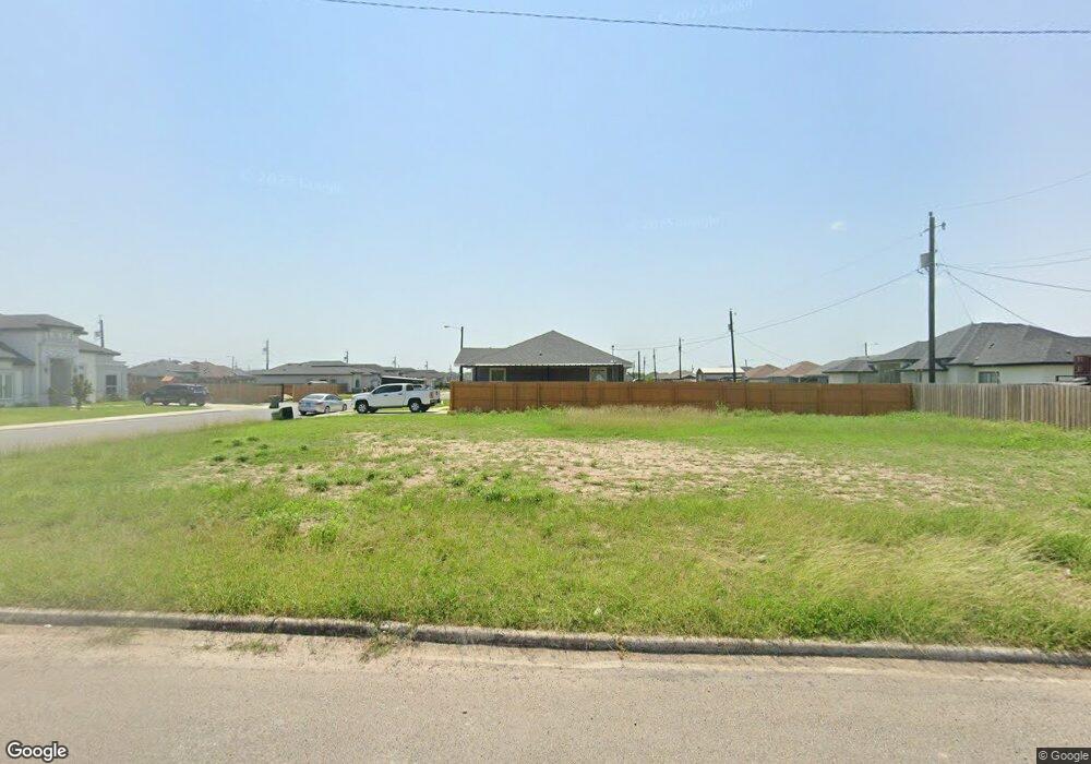 807 Canela Dr, Alamo, TX 78516 - photo 1