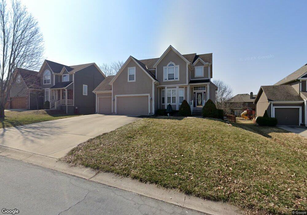 501 SW Seagull St, Lees Summit, MO 64082 - photo 1