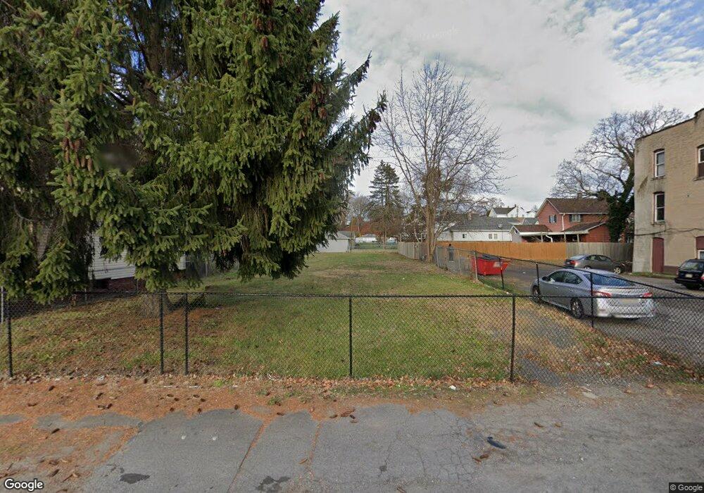 1712 Luzerne St, Scranton, PA 18504 - photo 1