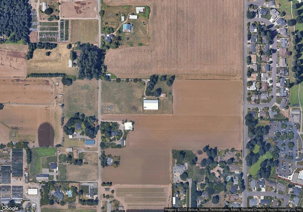 2590 N Locust St, Canby, OR 97013 - photo 1