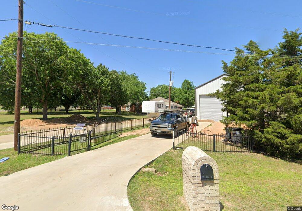 6844 Hill Ct, Azle, TX 76020 - photo 1
