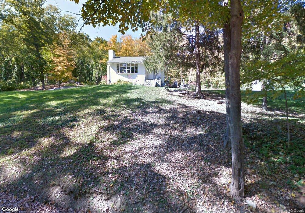 4 Radio Terrace, Cortlandt Manor, NY 10567 - photo 1