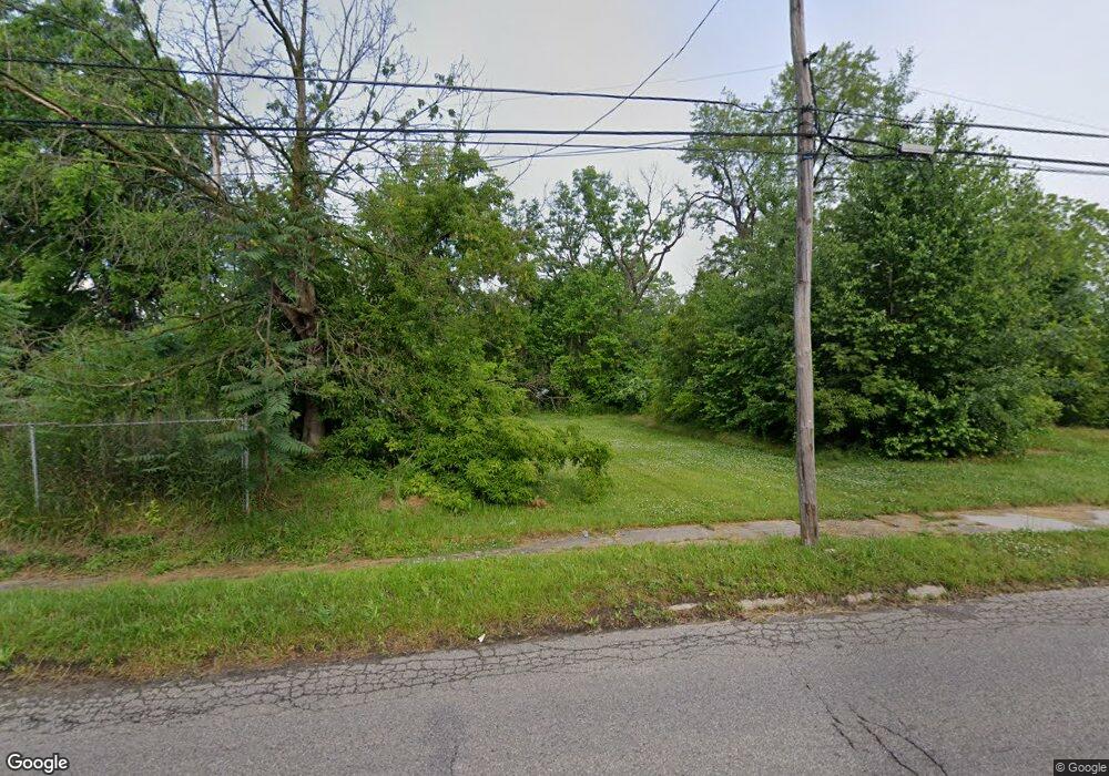 1413 N Franklin Ave, Flint, MI 48506 - photo 1