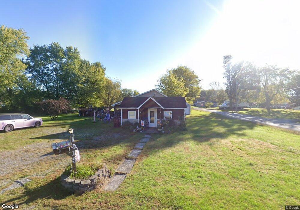 1915 Zeits Ave, Lima, OH 45804 - photo 1