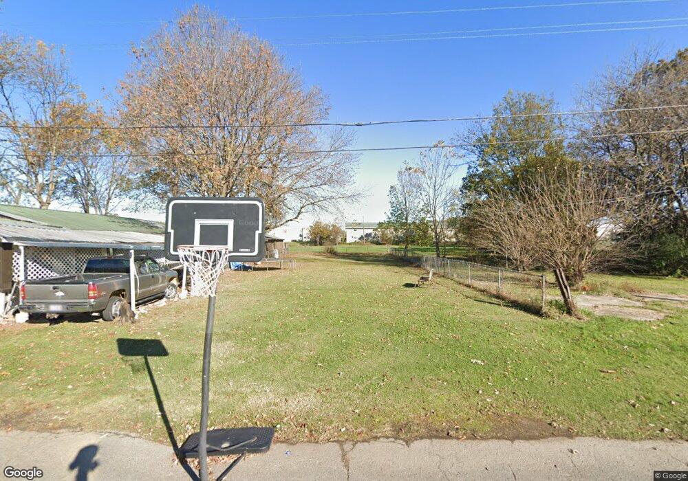 716 W Jefferson St, Stuttgart, AR 72160 - photo 1