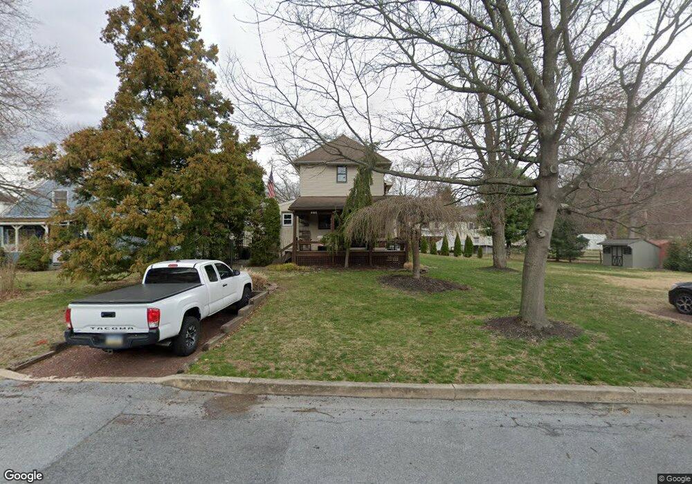 339 Montgomery Ave, Reading, PA 19606 - photo 1