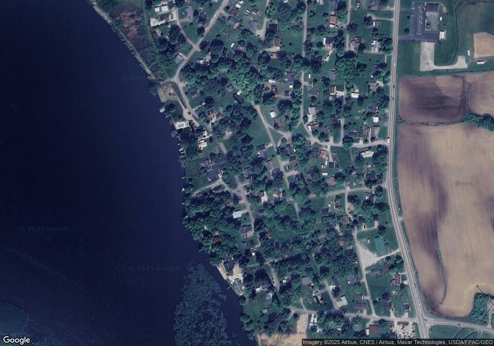 509 Lake Shore Blvd, Thornville, OH 43076 - photo 1