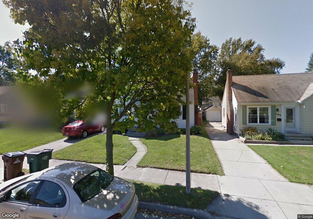 2308 Clifton Ave, Lansing, MI 48910 - photo 1