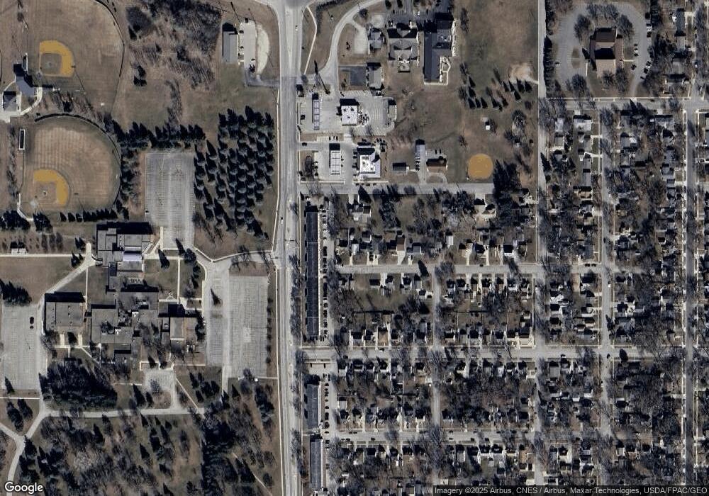 1410 11th Ave NW, Austin, MN 55912 - photo 1