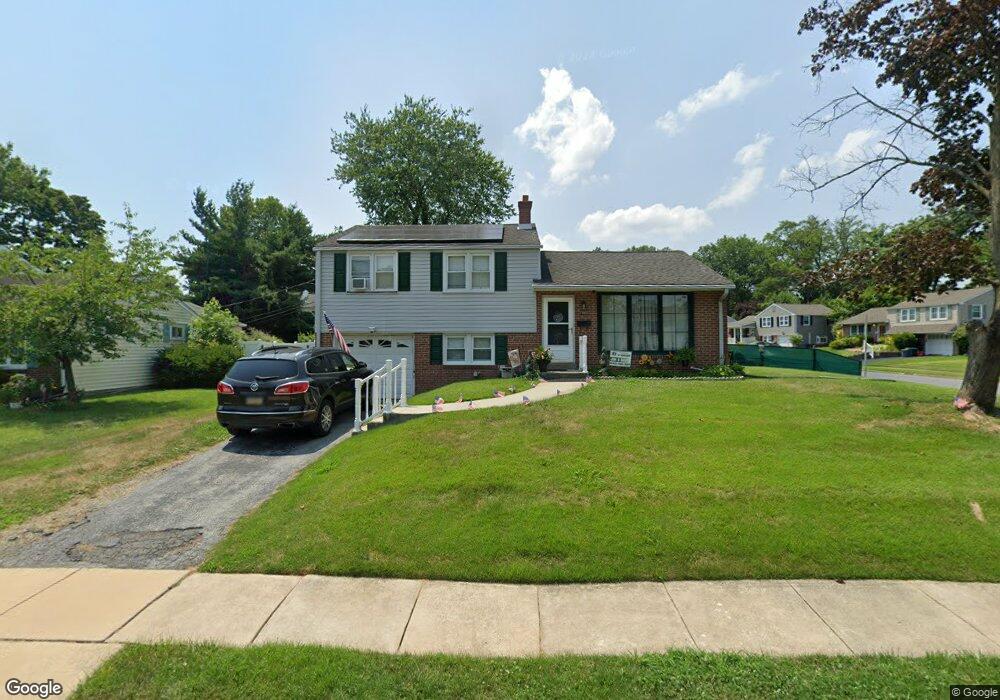 525 Eisenhower Ave, Woodlyn, PA 19094 - photo 1