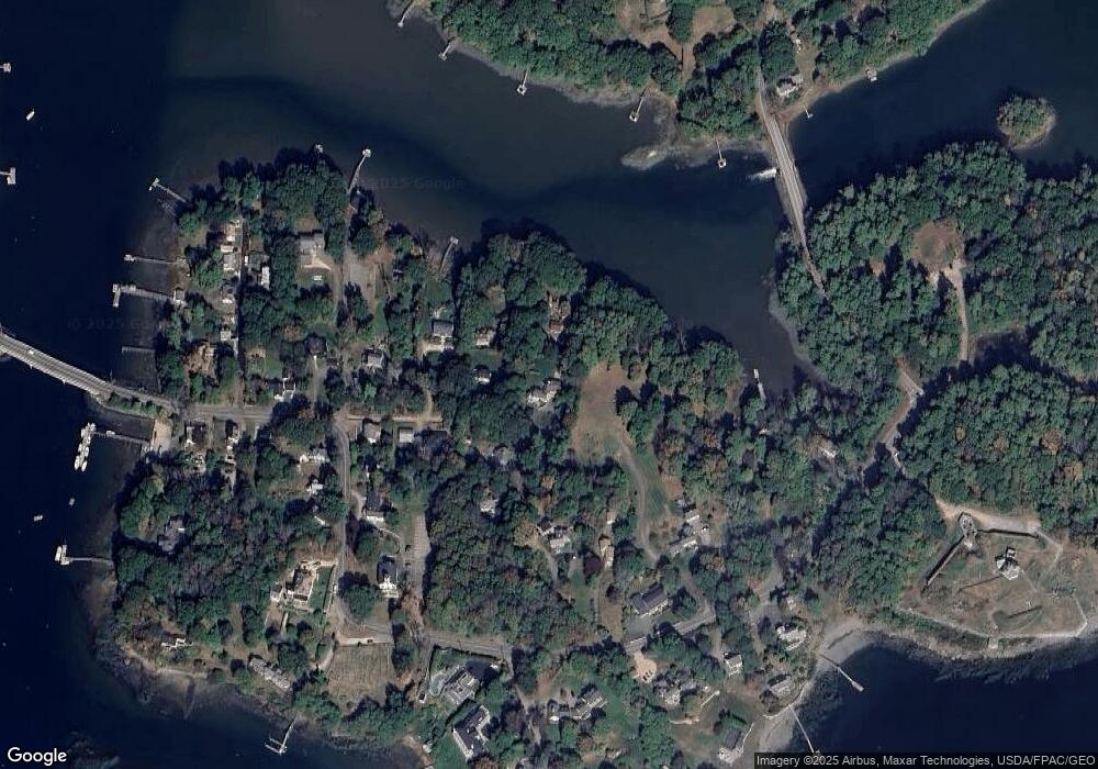 9 Sparhawk Ln, Kittery Point, ME 03905 - photo 1