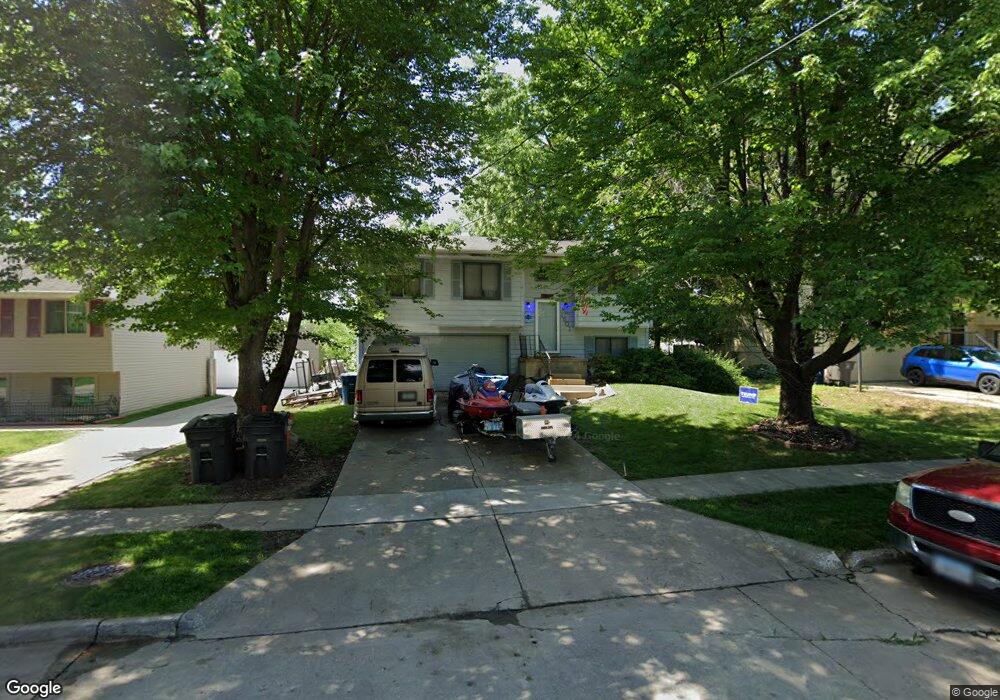 1601 E Bell Ave, Des Moines, IA 50320 - photo 1