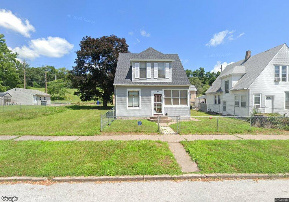 1842 W 8th St, Davenport, IA 52802 - photo 1