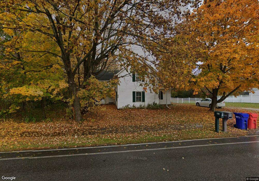 913 Falls Rd unit 2, Shelburne, VT 05482 - photo 1