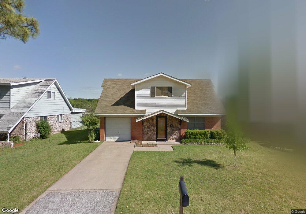 640 W Cedar St, Hurst, TX 76053 - photo 1