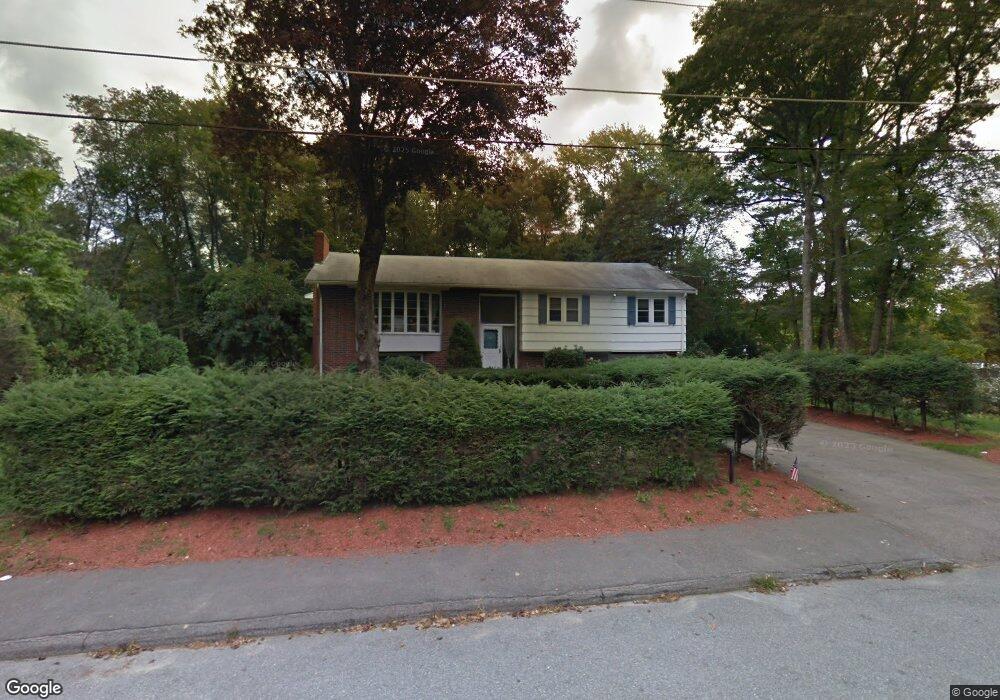 5 Robin Rd, Sharon, MA 02067 - photo 1