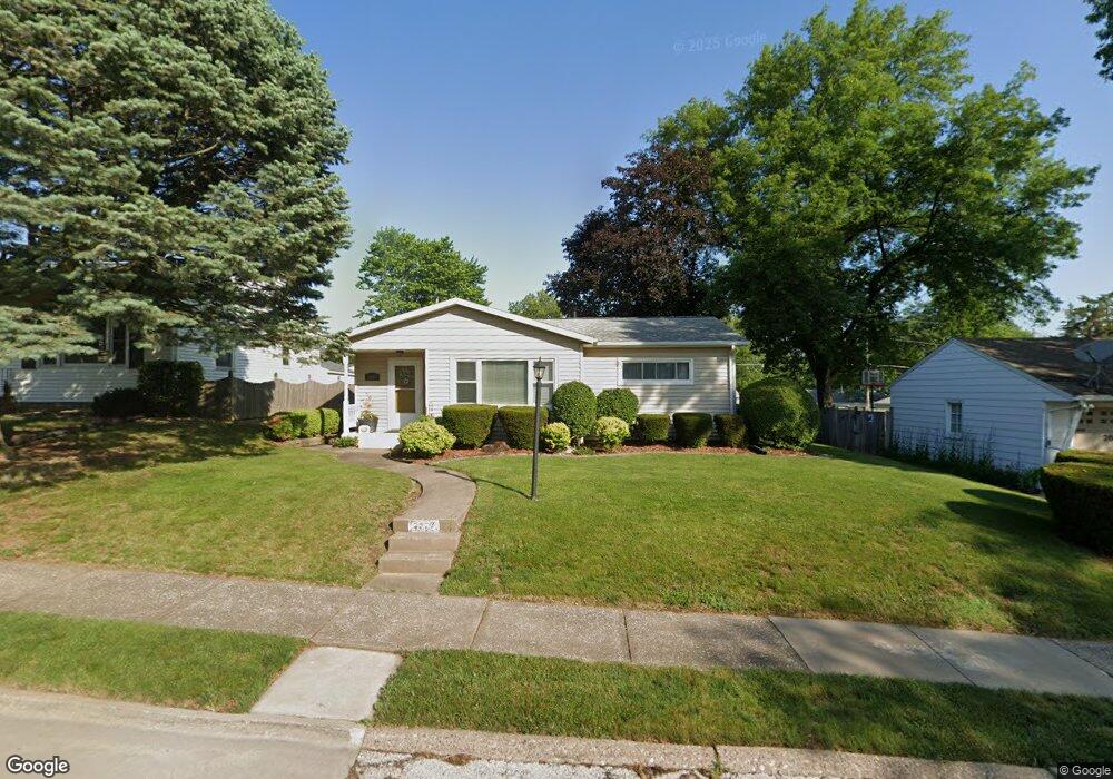 2830 Fillmore Ln, Davenport, IA 52804 - photo 1