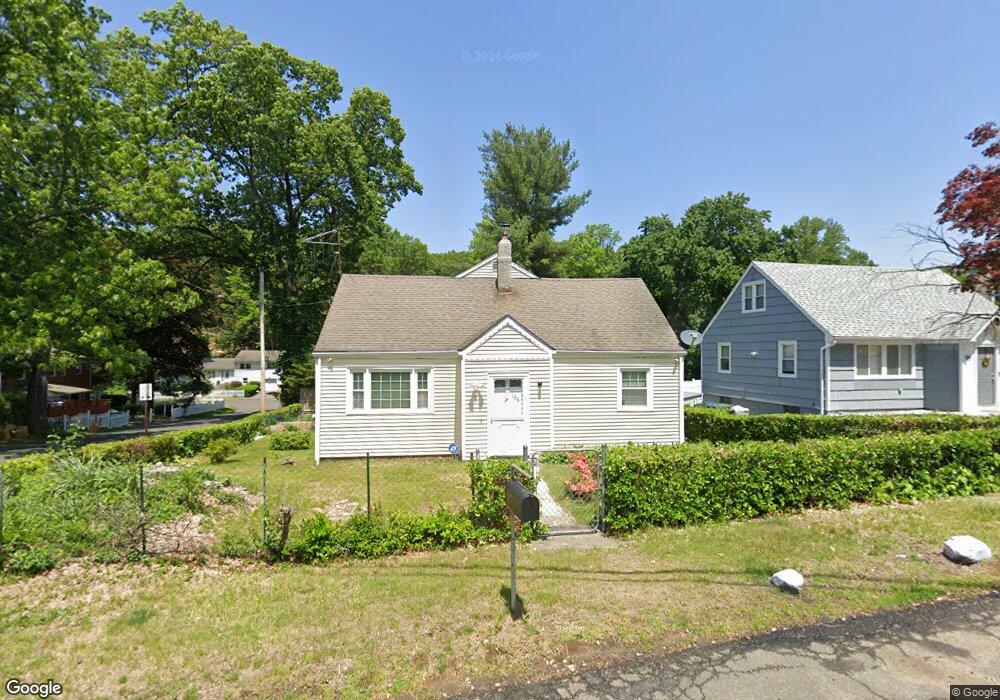 136 Douglas St, Bridgeport, CT 06606 - photo 1