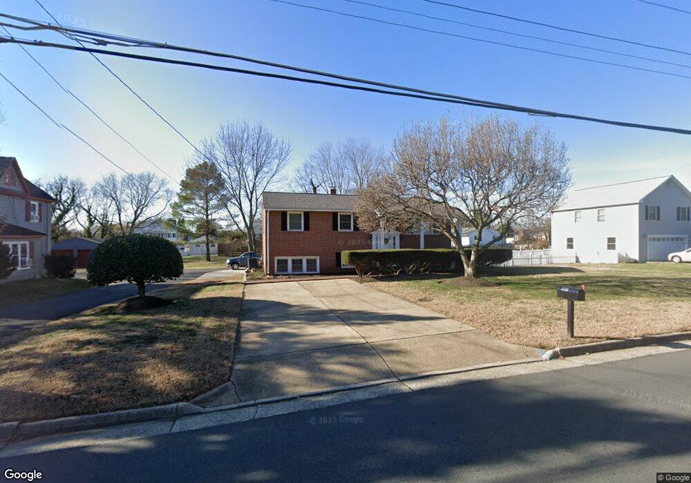 3724 Lacy Blvd, Falls Church, VA 22041 - photo 1