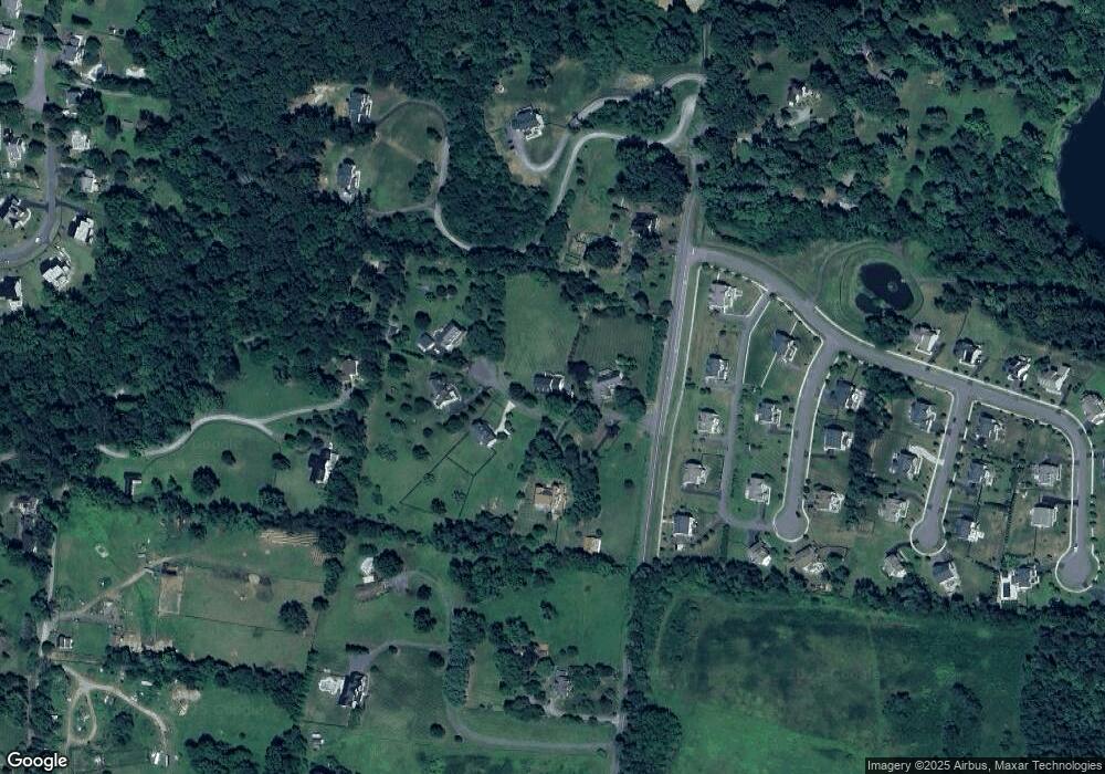 35688 Kelsey Hill Ct, Round Hill, VA 20141 - photo 1