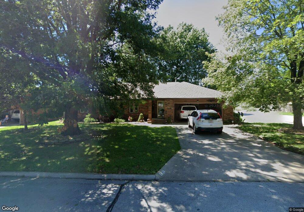 511 Hillcrest Ave, Nixa, MO 65714 - photo 1