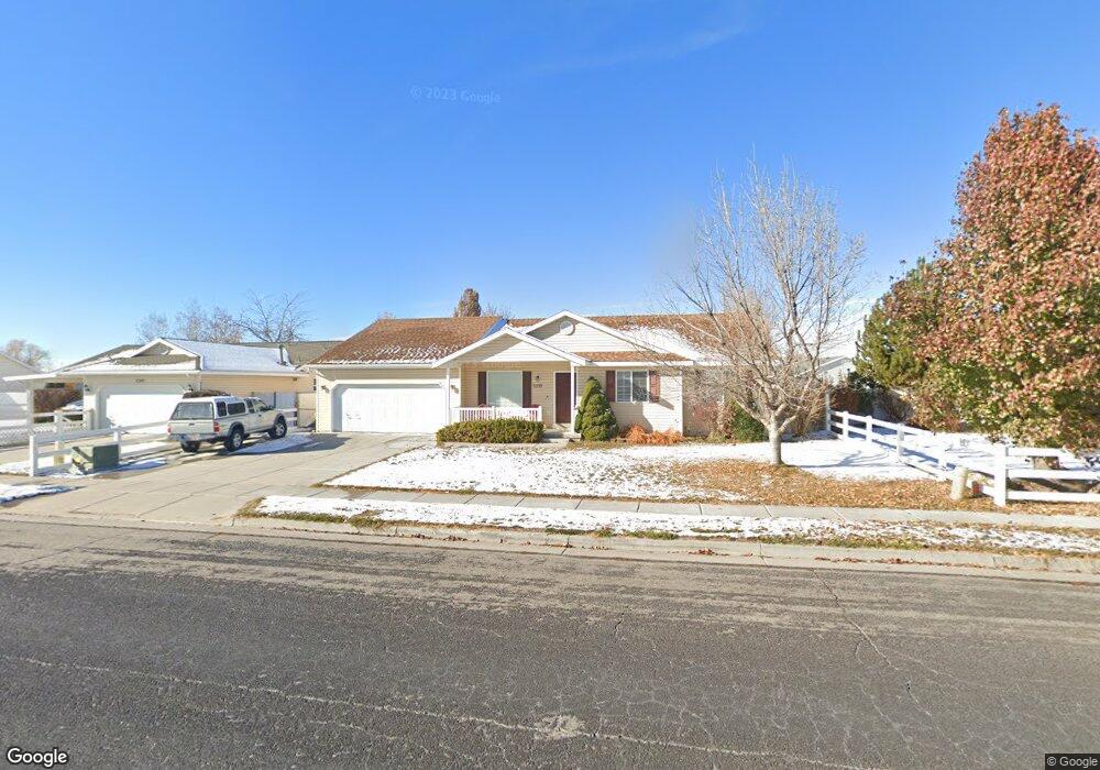 5291 Midland Dr, Roy, UT 84067 - photo 1