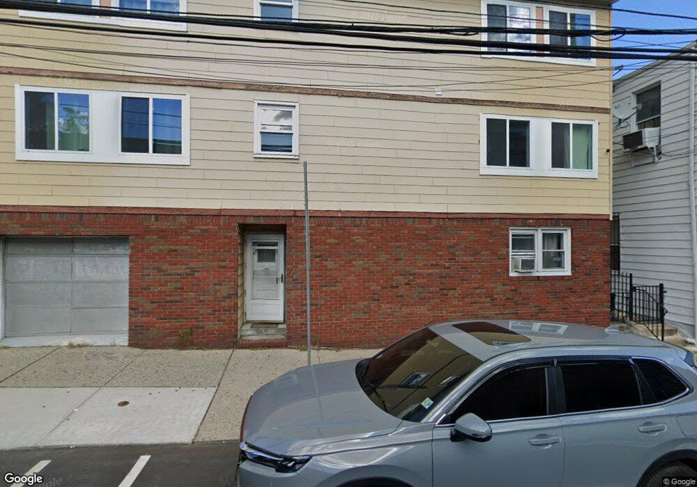 554 62nd St unit 1, West New York, NJ 07093 - photo 1