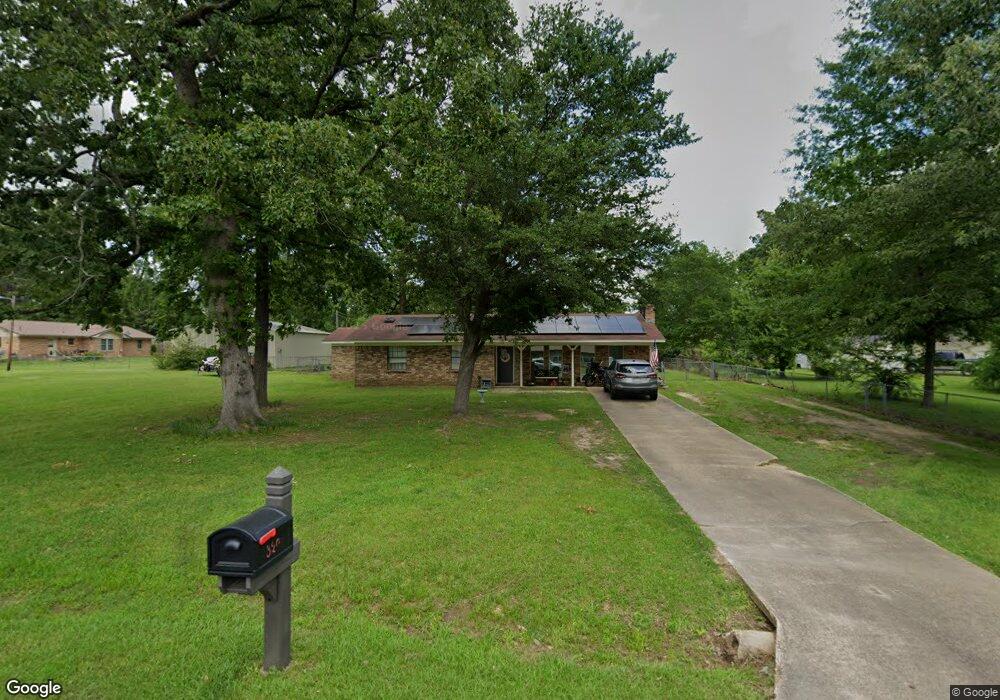 320 Maryland Dr, Texarkana, TX 75501 - photo 1