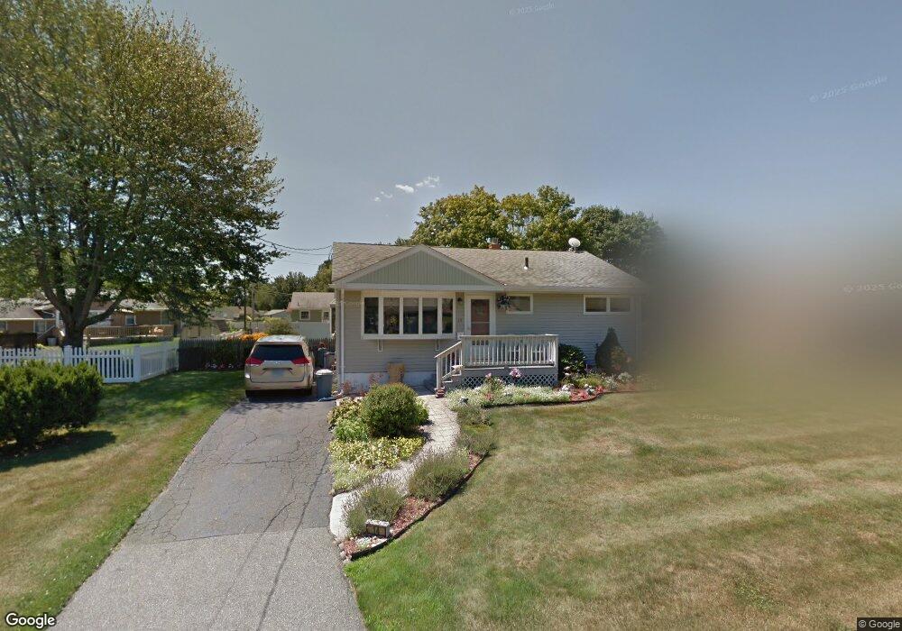 14 Check Point Ln, West Haven, CT 06516 - photo 1