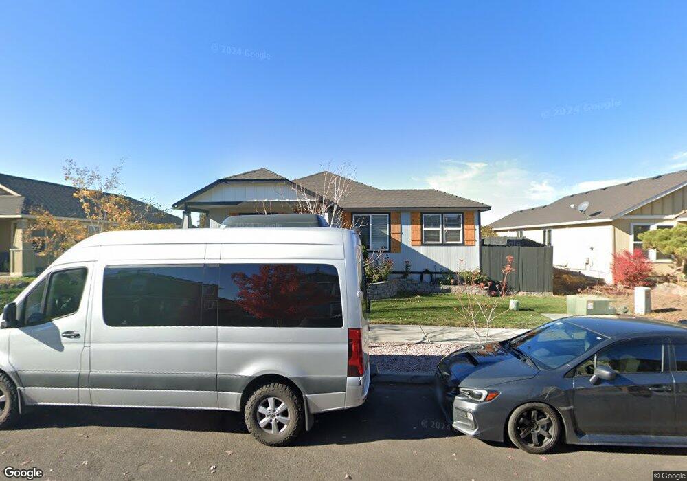 1455 NE 3rd St, Redmond, OR 97756 - photo 1