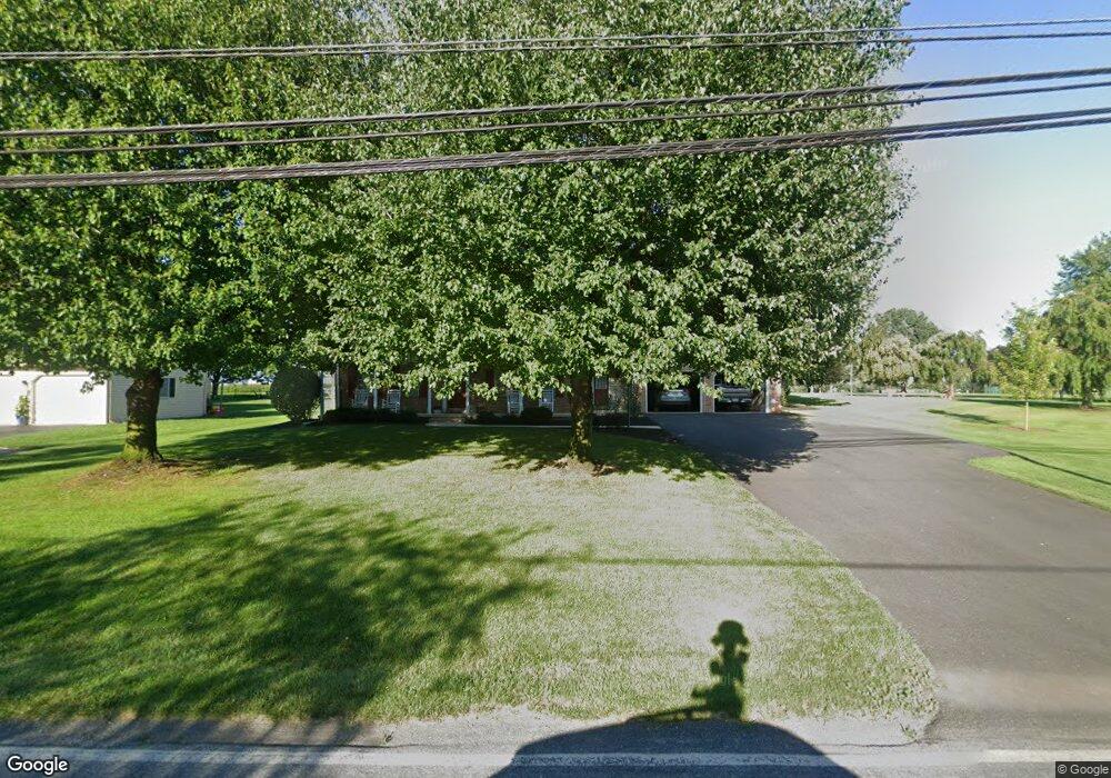 49 N Maple Ave, Leola, PA 17540 - photo 1