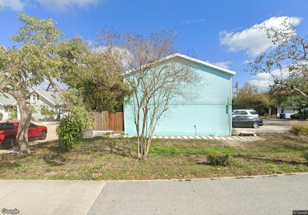 605 S Ml King jr Ave, Clearwater, FL 33756 - photo 1
