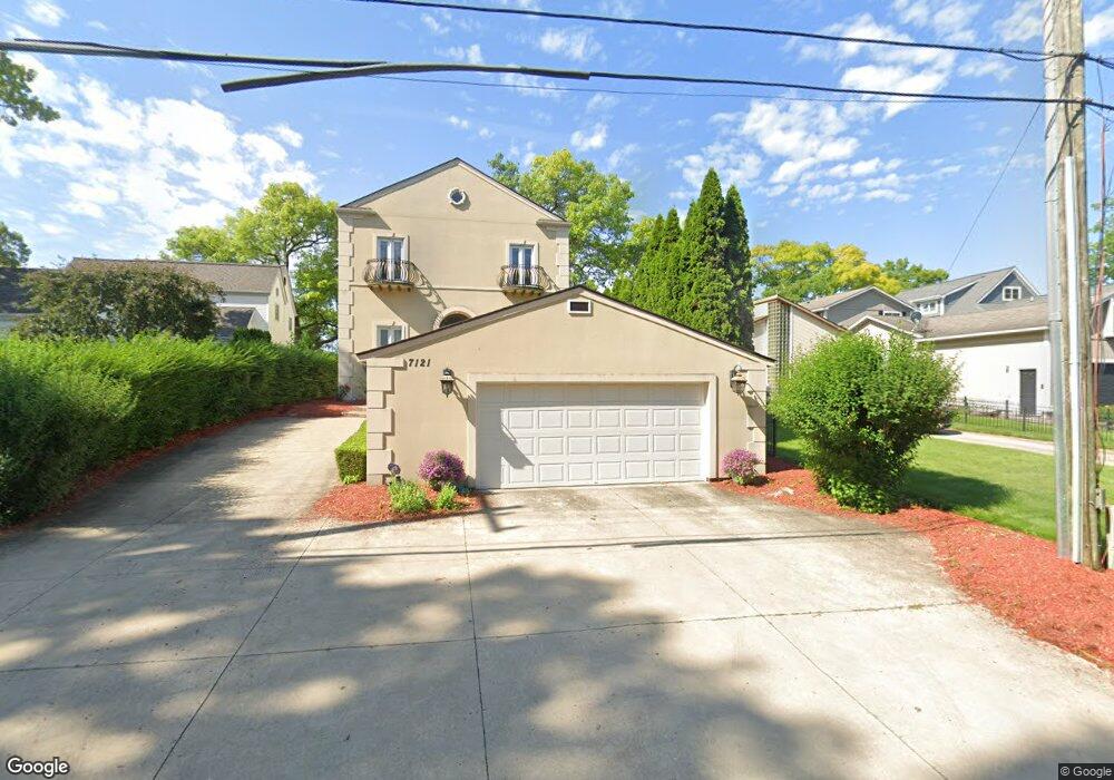 7121 Locklin, West Bloomfield, MI 48324 - photo 1